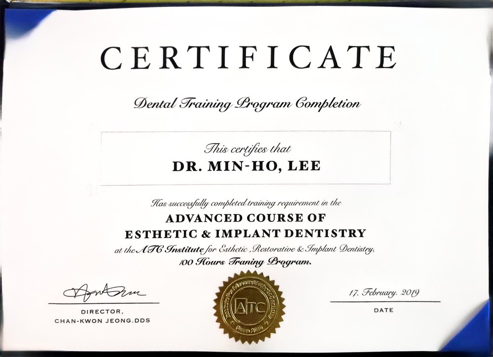 ATC Institute Esthetic & Implant Dentistry 수료증